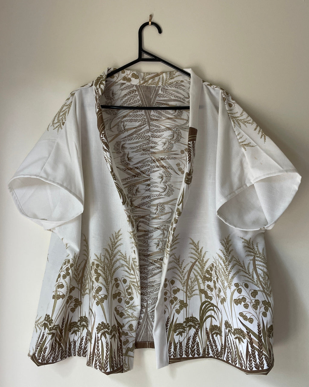 Tunic on hanger with harvest design 