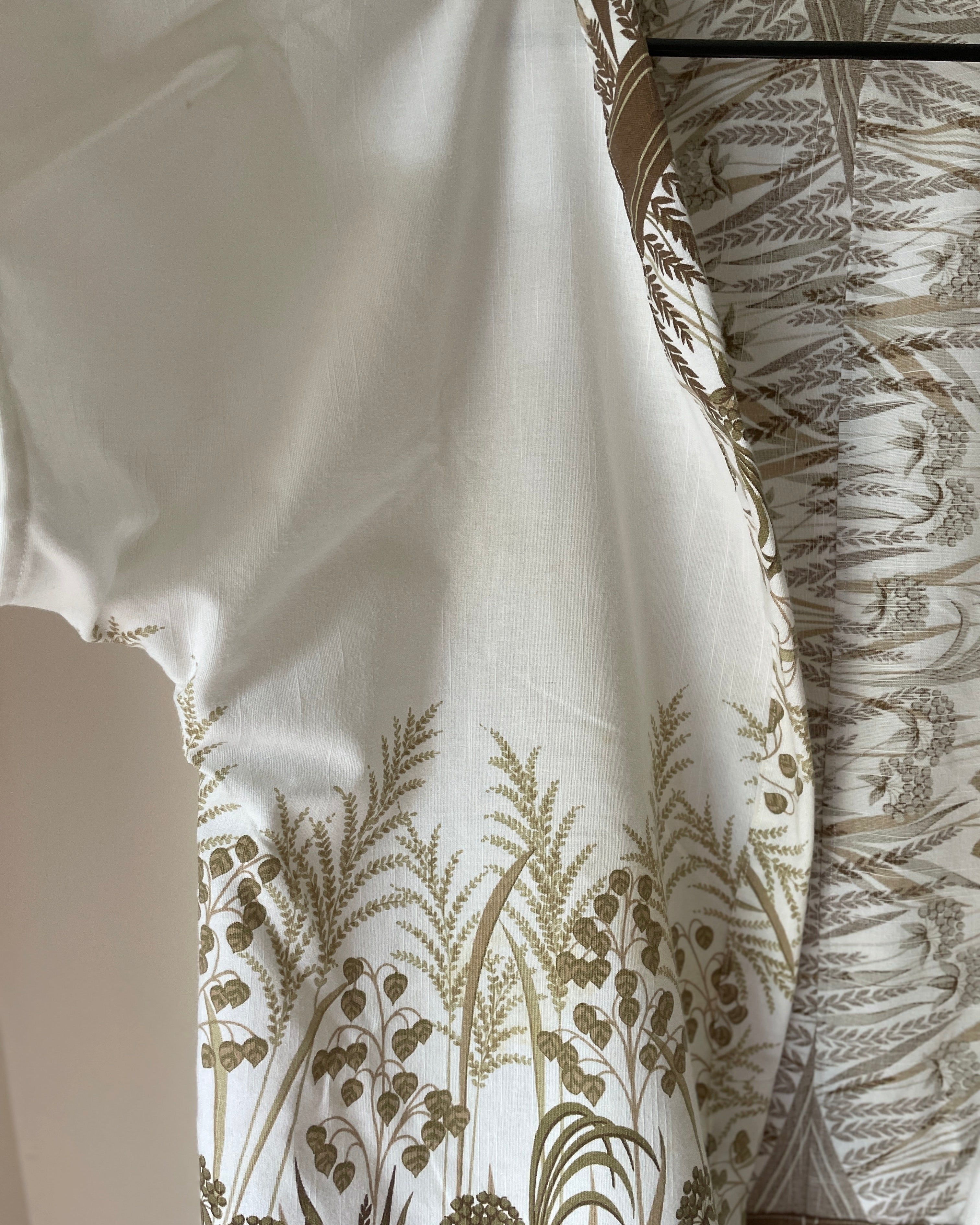 Loose fit Tunic | Harvest tablecloth design | Sustainable fashion