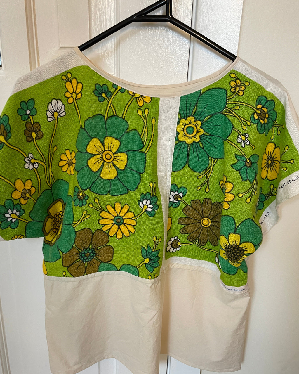 Floral-patterned boxy top 